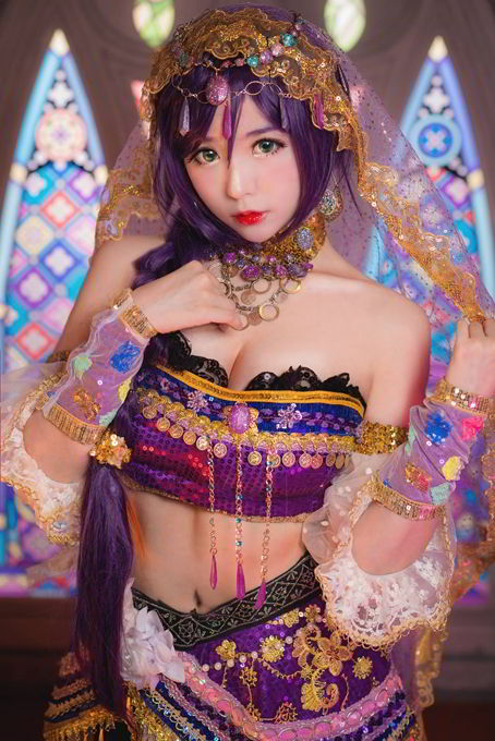 甜萌Coser《BaoBao》神秘面纱公开，绝赞Body尬美胸正出新滋味！