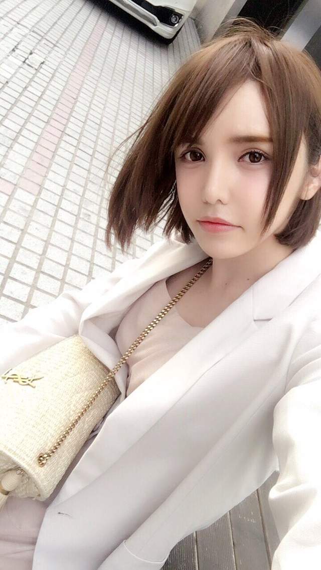 岛国史上最美混血人妖（月岛杏奈），真的是男孩子