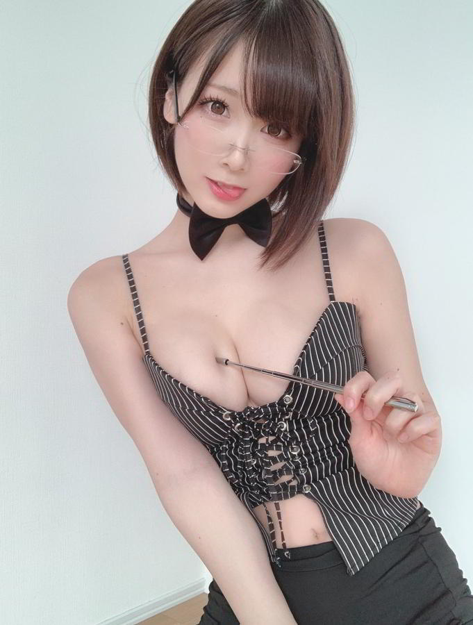 短发小姐姐《けんけん》完美散发出异常魅力！