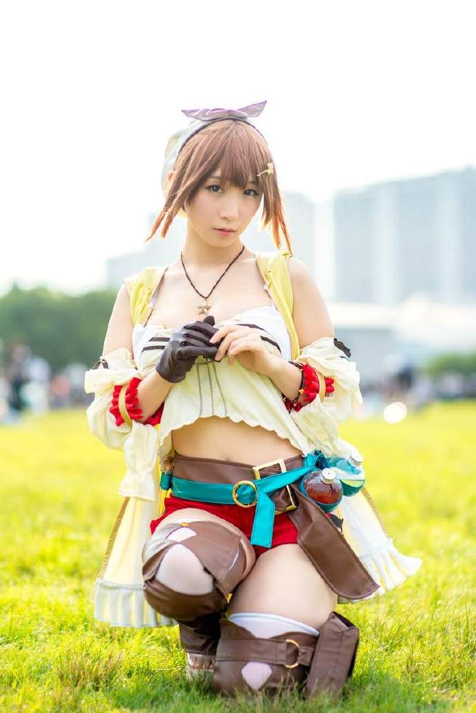 enako包围网《C96 cosplay》知名美女coser们的人气真的好强大啊