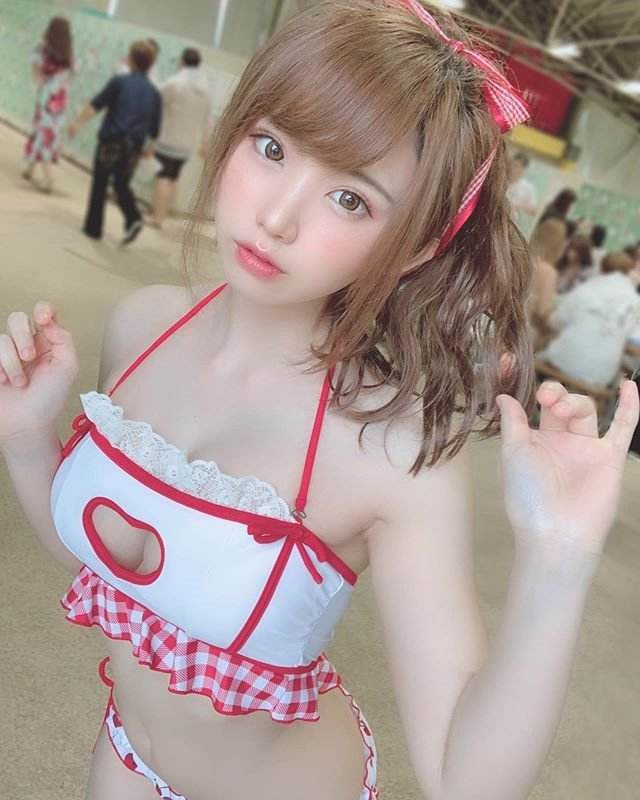 enako包围网《C96 cosplay》知名美女coser们的人气真的好强大啊