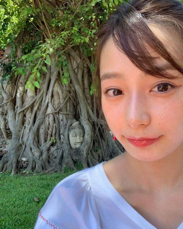 美女主播《宇垣美里》杂志写真照会让人爱上的泰国风情~