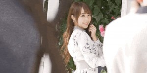 解密！在辉月あんり之后登场、于无码片商加勒比登场“初下马”的七海なな是？ …