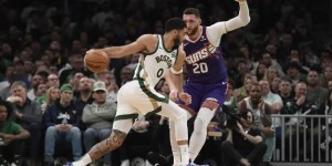 迈博体育 双探花合砍63分杜兰特20分 布克23+7太阳不敌绿军