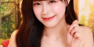 【网络美女】「韩国甜心」边荷律粉嫩裙装惊艳全场！首本影像书《荷止微甜》6 月签书会与粉丝近距离互动