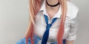 itotii正妹：可爱和性感全还原！日本人气Coser《かさぎ》献上白皙和美腿！