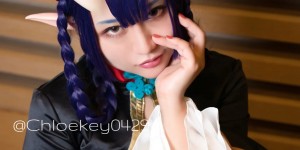 itotii正妹：豪爽派Coser《Chloe baby》丰腴魅力难挡！国际级摄影合作邀约进行中