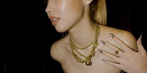 Karencici首登巴黎時裝周！合體泫雅同台偶像艾薇兒　難掩興奮：天啊是女王！