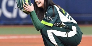 吉高由里子开球礼乱投一通后惨叫自己及观众齐大爆笑