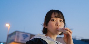 这九个东西不能少！女优拍片时必备的小物是⋯，大发助力你的致富之路！