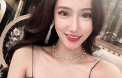 梦幻颜值！长发正妹「高高」自带仙气！浑圆、极品美腿迷倒网友
