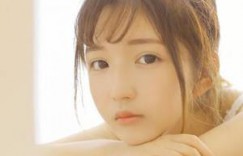 【迈博体育myball】我和英语老师的夜晚 感受到抵在小腹上的硬物