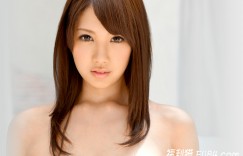 利用5年条款权利,安斋らら(安斋拉拉)将旧身份(宇都宫紫苑)作品全部下架！