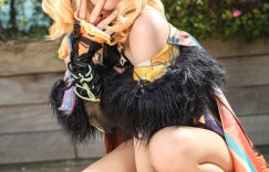 露出肚脐、皮肤黝黑的可爱猫女郎妆容！ 「原神」白念以柔软的姿势和耀眼的美腿迷倒你[8张] 我们精选了参加6月13日至14日举行的「acosta！@池袋阳光城」的美丽图层。