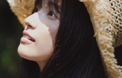 高速公路的堕天使时尚杂志2026年5月号封面大片