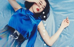 三吉彩花 ​​​