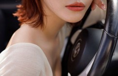 【深夜】日本写真女星「岸明日香」推十周年写真挑战最大露出