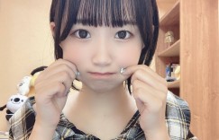 21岁合法萝莉《音井结衣》甜萌笑容融化你心！ 等等我没有犯罪！