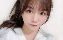 [人物]加护病房护理师「依依」制服底下曲线下