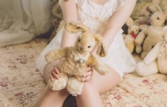 【itotii美少女】美丽与才气兼具的女歌手、演员–佐藤璃果