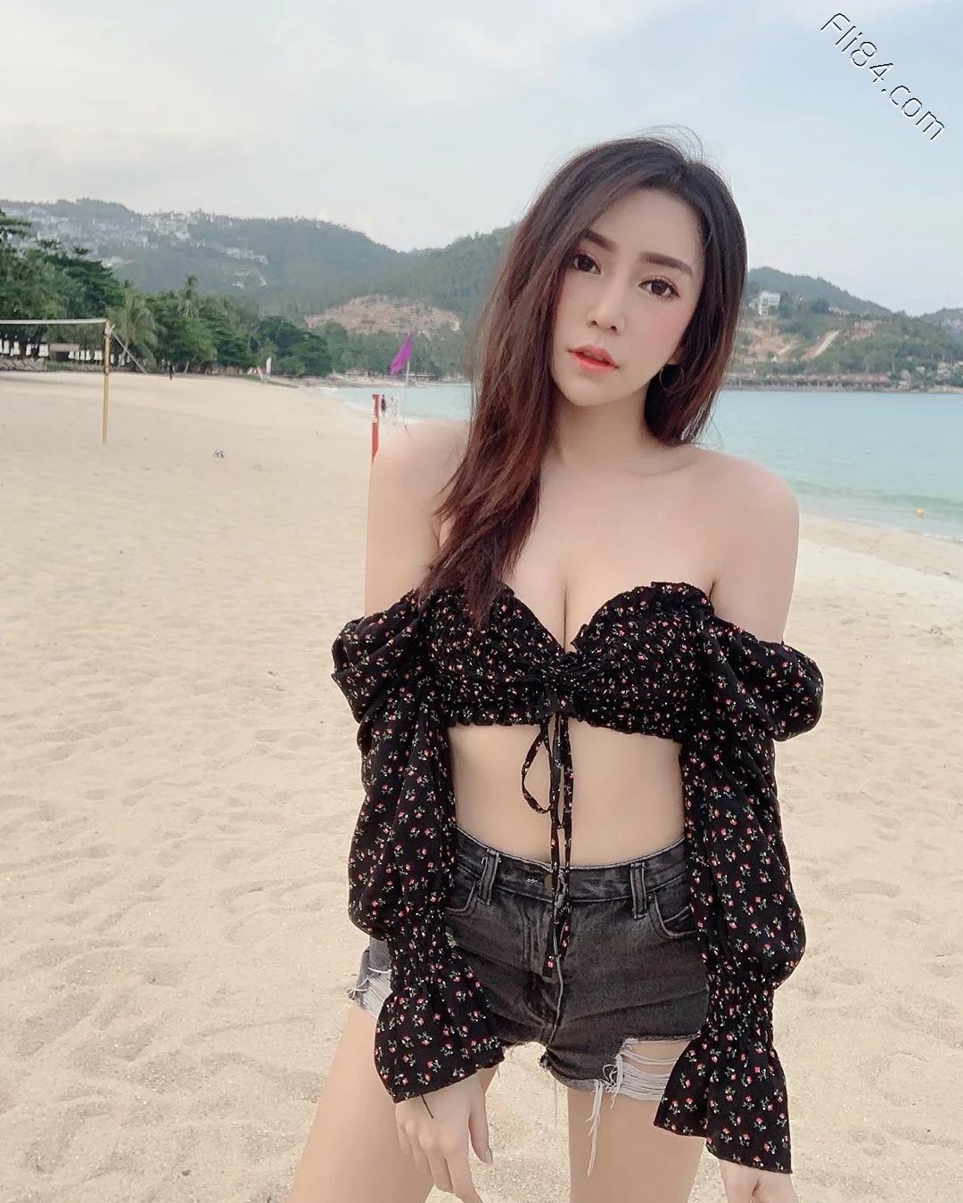 泰国女神级模特“Ampavee W.”这颜值和身材太让人羡慕了!