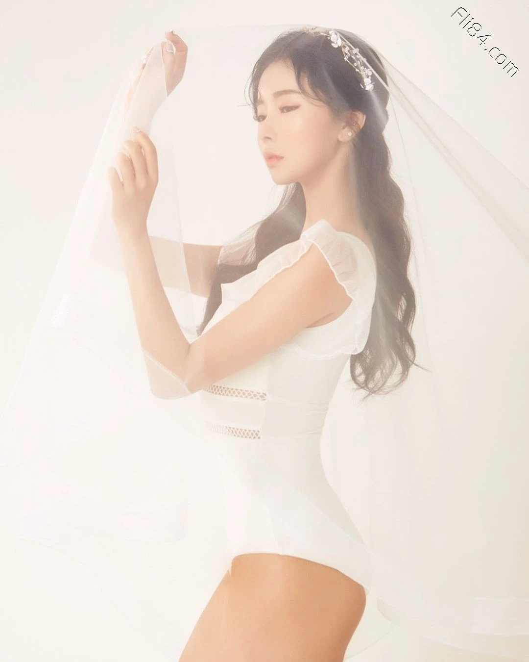韩国健身美女“신새롬”，全身散发成熟致命的独特魅力！