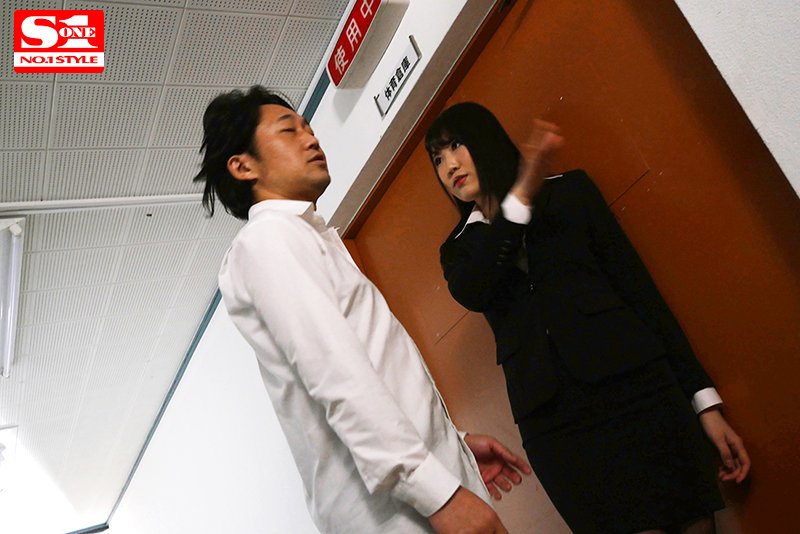 SSNI-800 :用下面的肉棒轰炸这位新任女教师花宫 あむ美丽的脸蛋⋯ SSNI-800 :用下面的肉棒轰炸这位新任女教师花宫 あむ美丽的脸蛋⋯