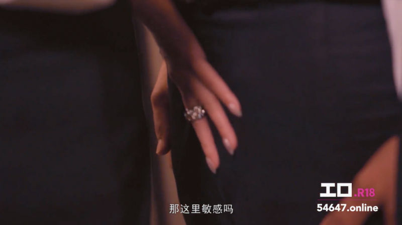 エロR18 X 麻豆传媒！那些年，我当企划被上司当人肉按摩棒用的日子⋯
