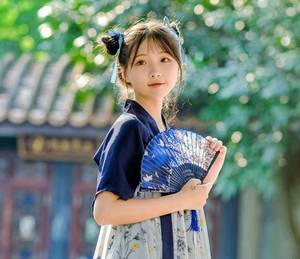 穿成女配的女儿漫步长安 重生受甘愿接受攻的训诫