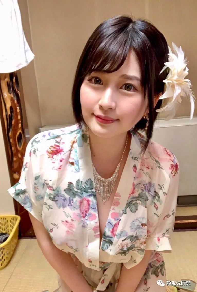 优梨舞奈（優梨まいな）：为什么男人都爱翘臀美胸