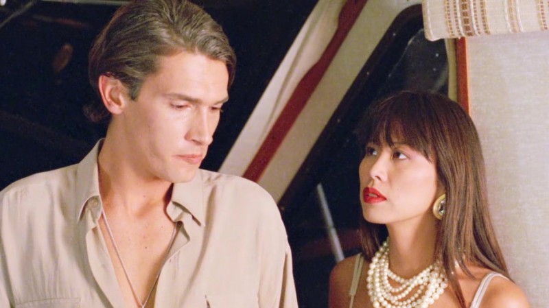 [努力捕猎][HD-MP4/2.55G][1080P][欧美大胸女探员艳情电影]
