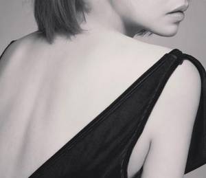 末世之女配和女主gl 老每天晚上都要顶我怎么回事