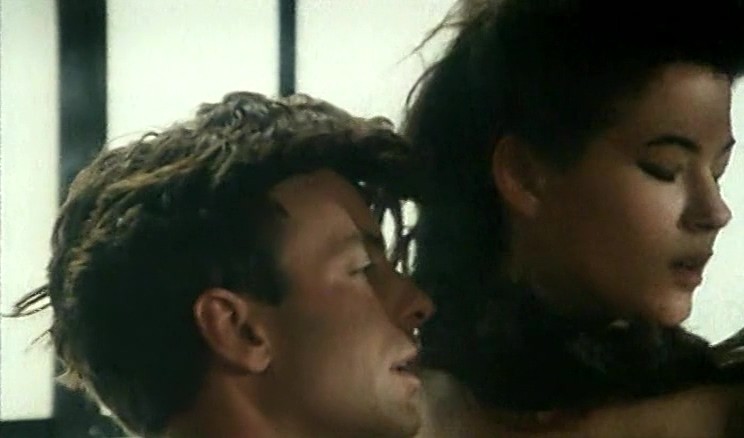 [艾曼纽在西藏的爱][HD-MP4/1.36G][720P][欧美艳情经典电影]