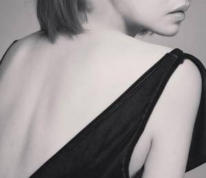 办公室老板和女秘H文 买回来的共妻