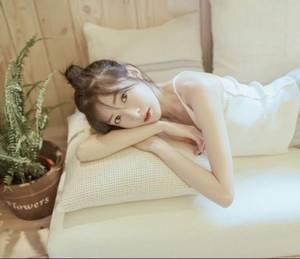 小燕子是蒙古王后 和爸爸一天2次