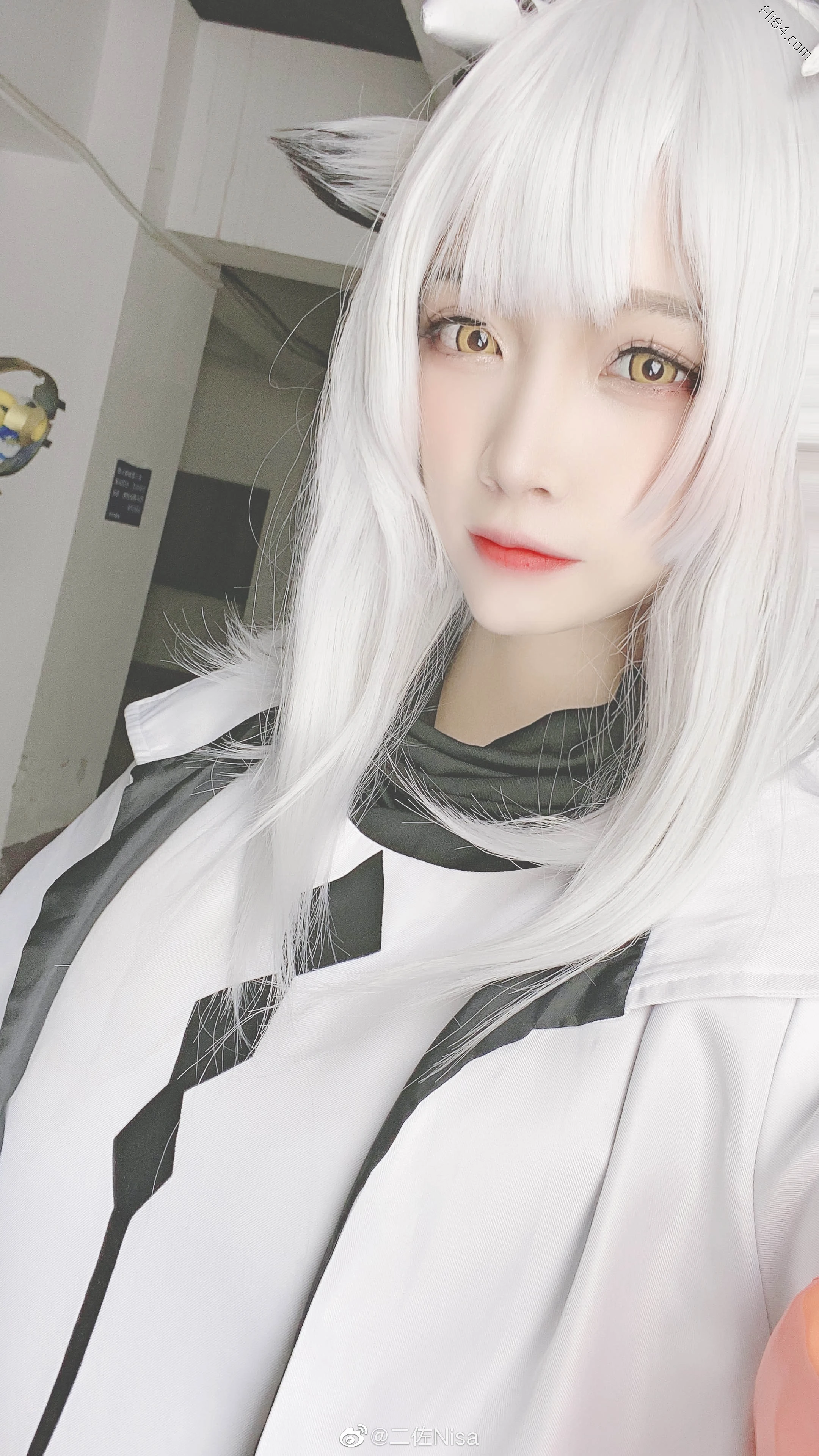 Coser“二佐Nisa”长相可爱喜欢尝试爆乳拍摄，喜欢解锁新造型！