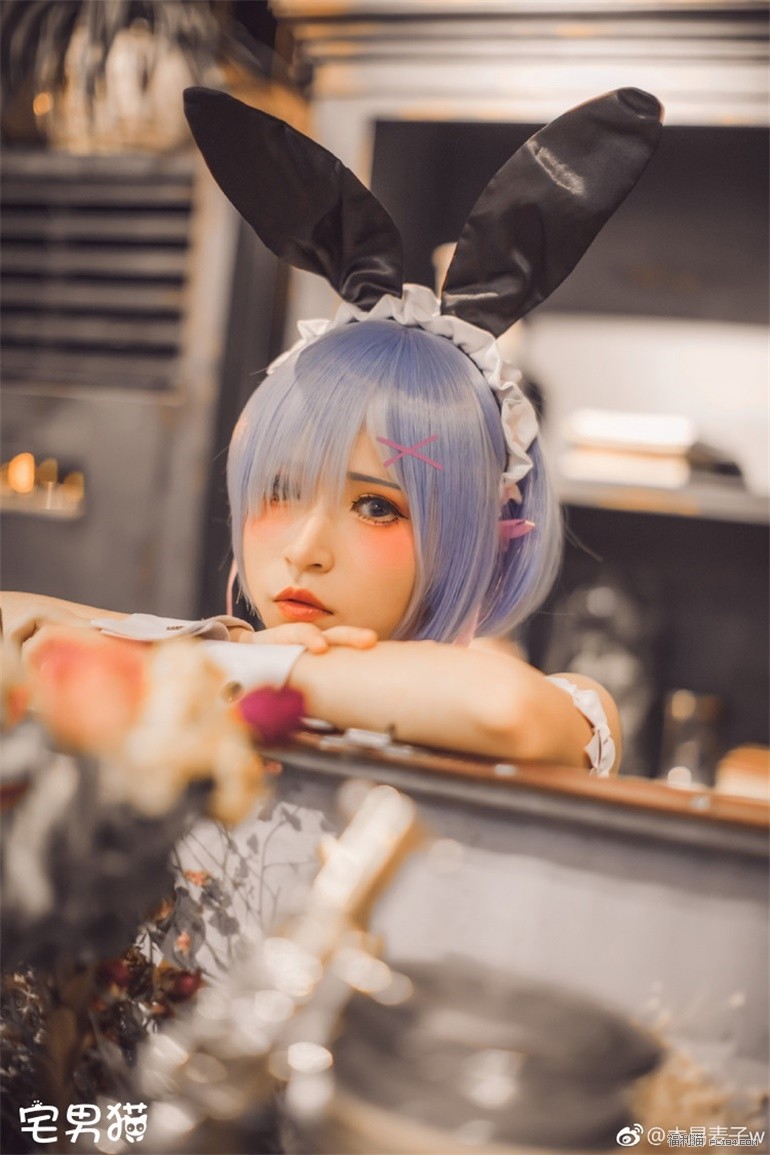 最美人气coser@木易麦子w天然的呆自然的萌！