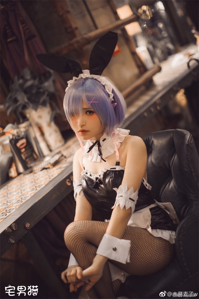 最美人气coser@木易麦子w天然的呆自然的萌！