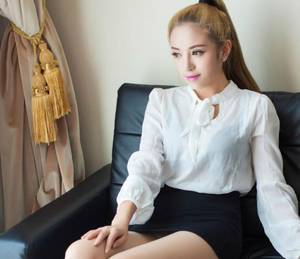 穿情趣制服h的小说调教 小妖精一天不做就难受是不是