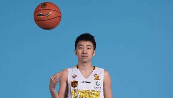 昙花一现的十大中国篮球运动员