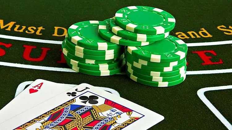 【EV扑克】玩得就是心理!不可错过的4个扑克技巧!