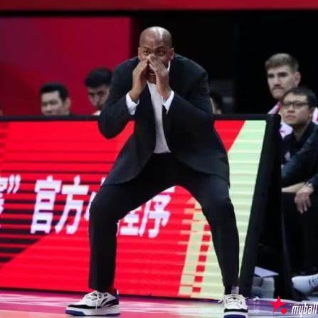 迈博体育 高开低走!马布里的执教之旅交足了“学费”