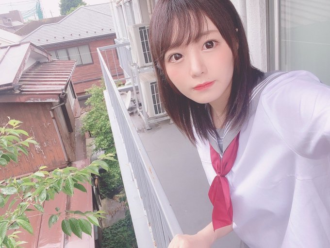 日向日影(日向ひかげ)出道作品番号及封面,日向日影个人简介