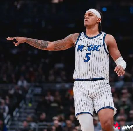 迈博体育 鹰王24+15+13完爆状元郎